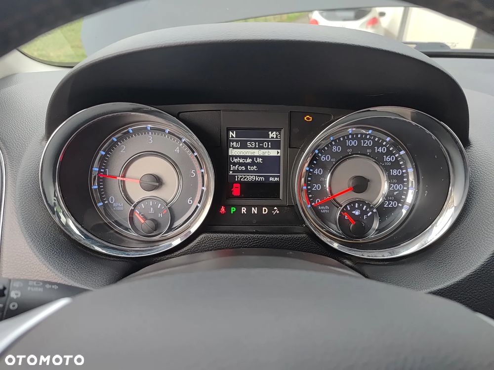 Lancia Voyager 2.8CRD Platinum - 29