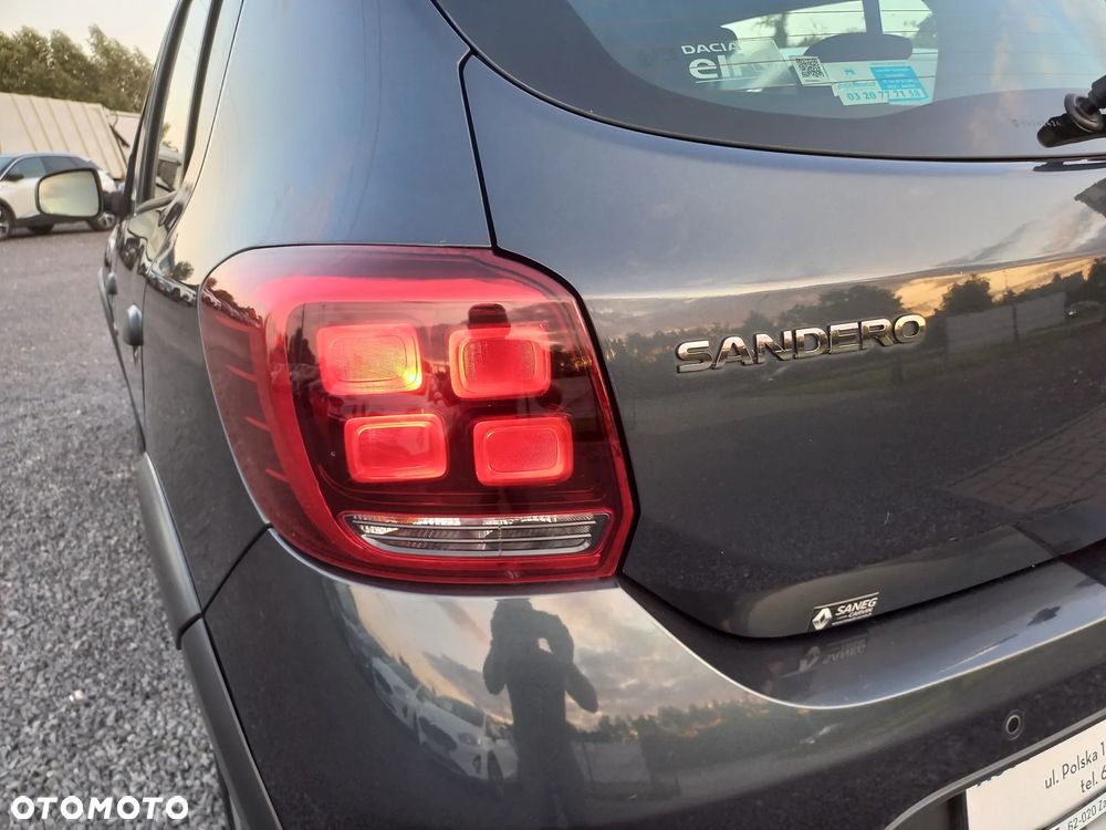 Dacia Sandero Stepway TCe 90 (S&S) Celebration - 14