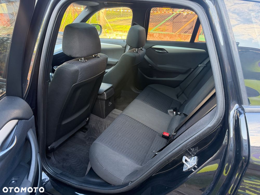 BMW X1 xDrive20d - 10