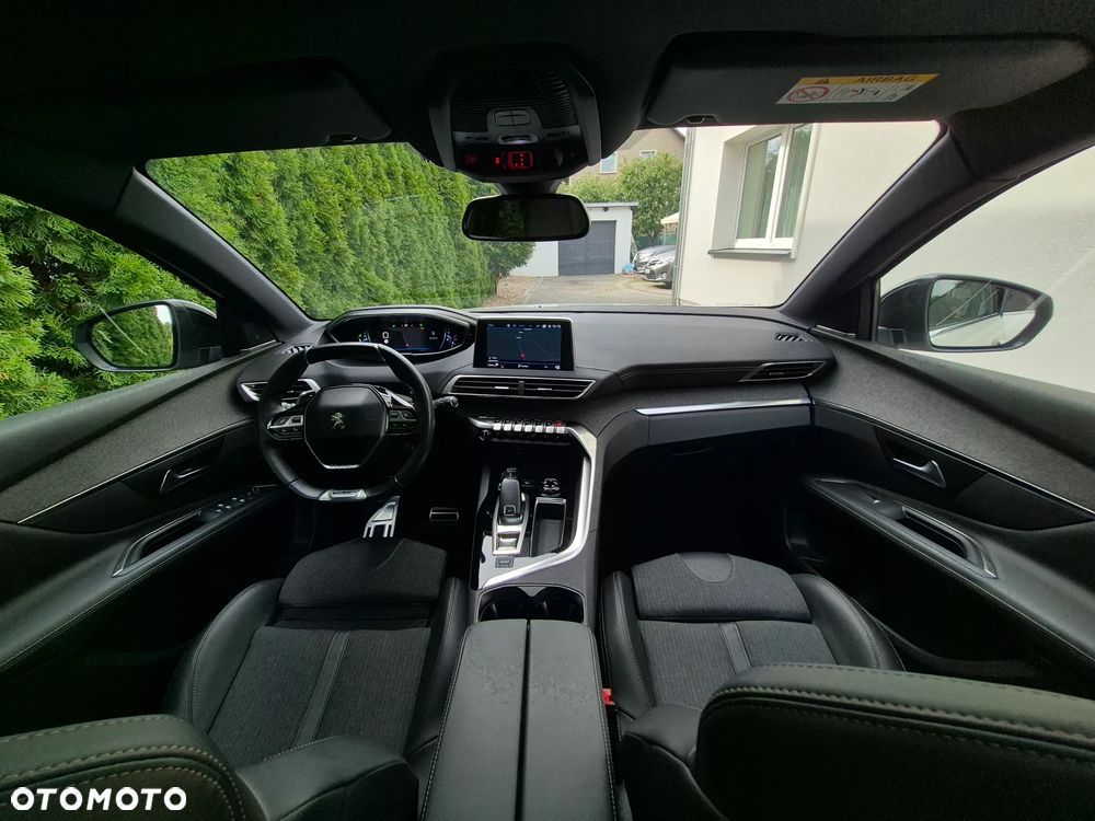 Peugeot 3008 1.6 PureTech GPF GT Line S&S EAT8 - 31