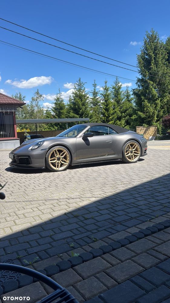 Porsche 911 Carrera - 6
