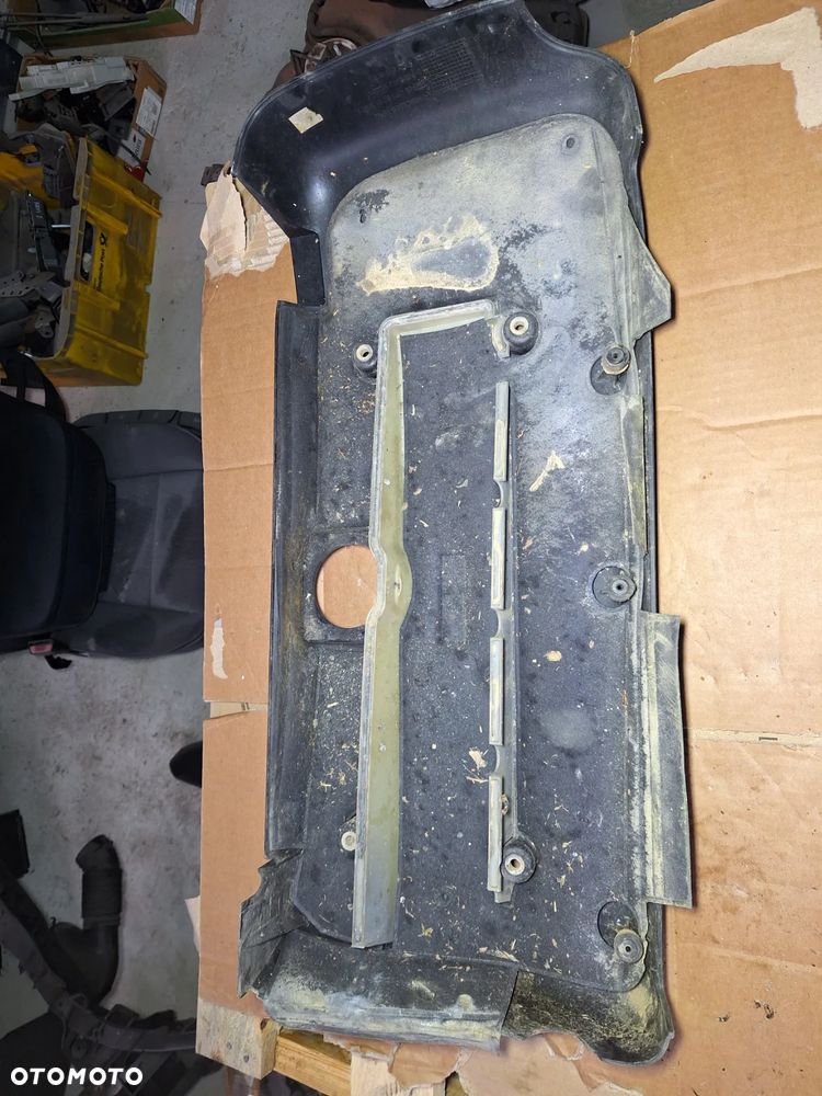 osłona obudowa  silnika pokrywa MERCEDES E-kasa W211 ORYGINAL 6470100067 - 6