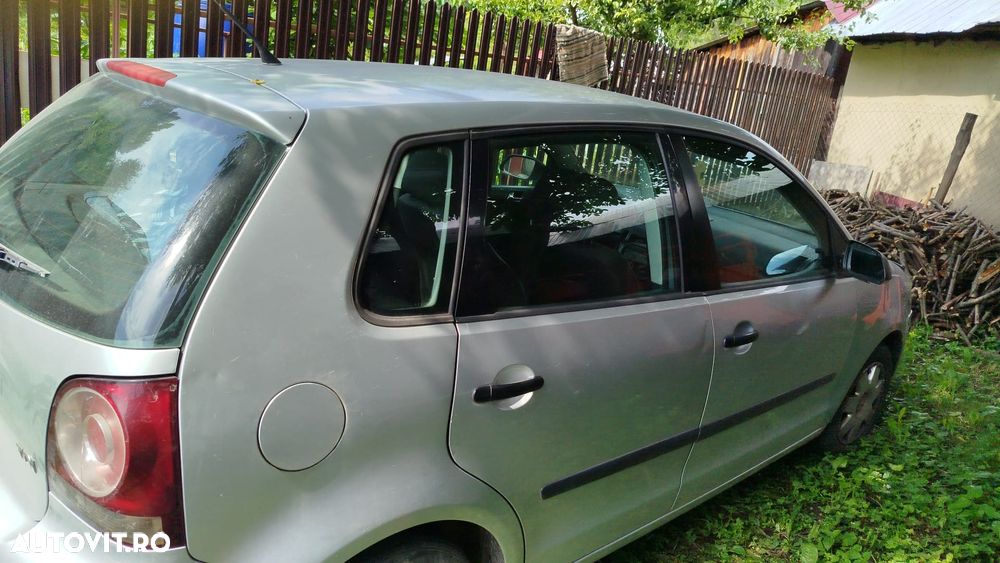 Volkswagen Polo 1.4 TDI Attractive - 3