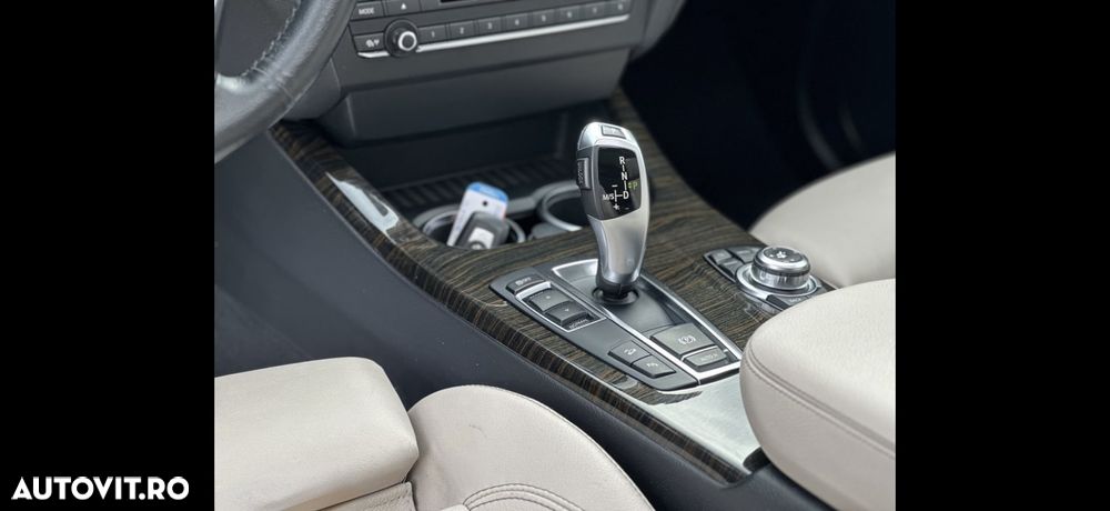 BMW X3 xDrive20d Aut. - 8