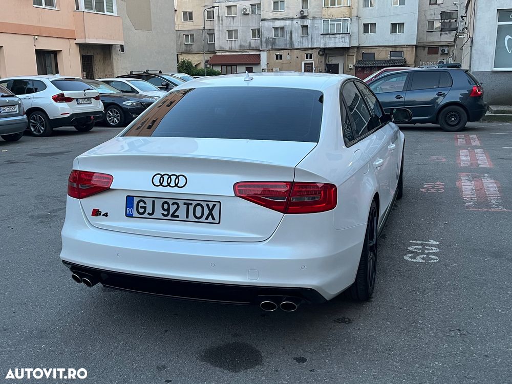 Audi A4 Avant 2.0 TDI DPF multitronic S line Sportpaket - 35