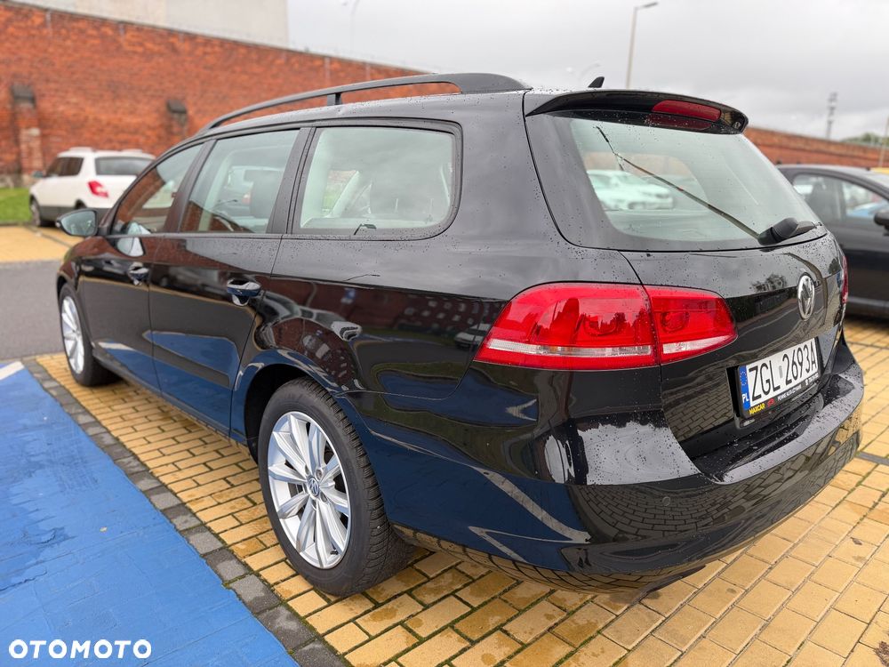 Volkswagen Passat 2.0 TDI BlueMotion Technology Comfortline - 7