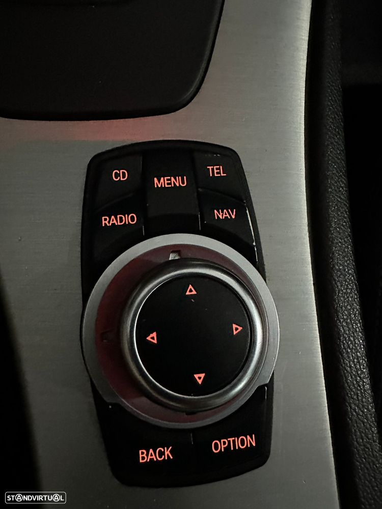 BMW 320 d xDrive DPF Aut. Edition Sport - 19