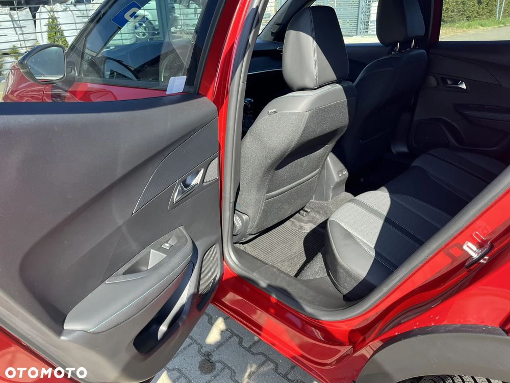 Peugeot 2008 1.2 PureTech Allure Pack S&S - 10