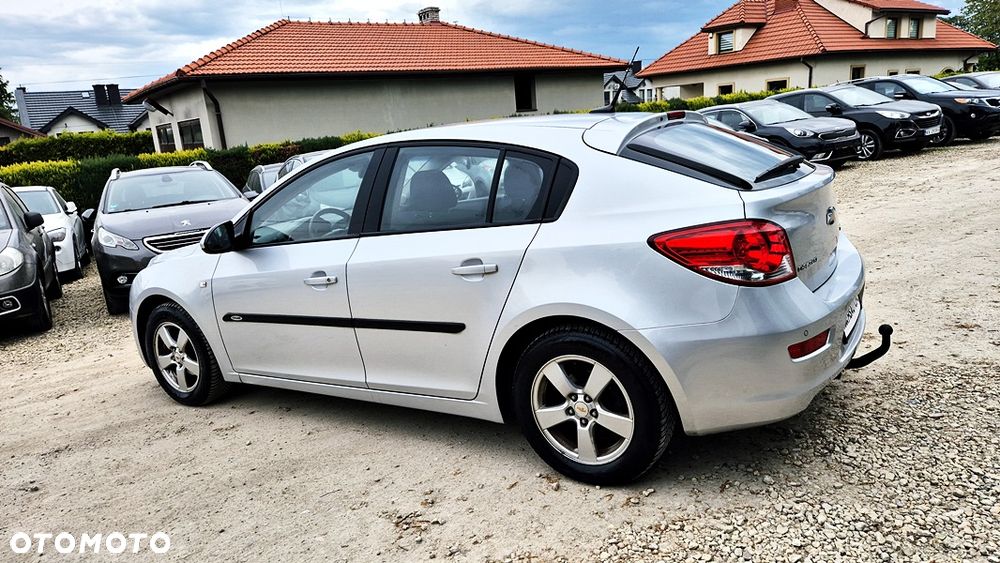 Chevrolet Cruze 1.6 - 20