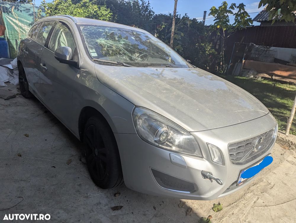 Volvo V60 D3 Start-Stop Summum - 1