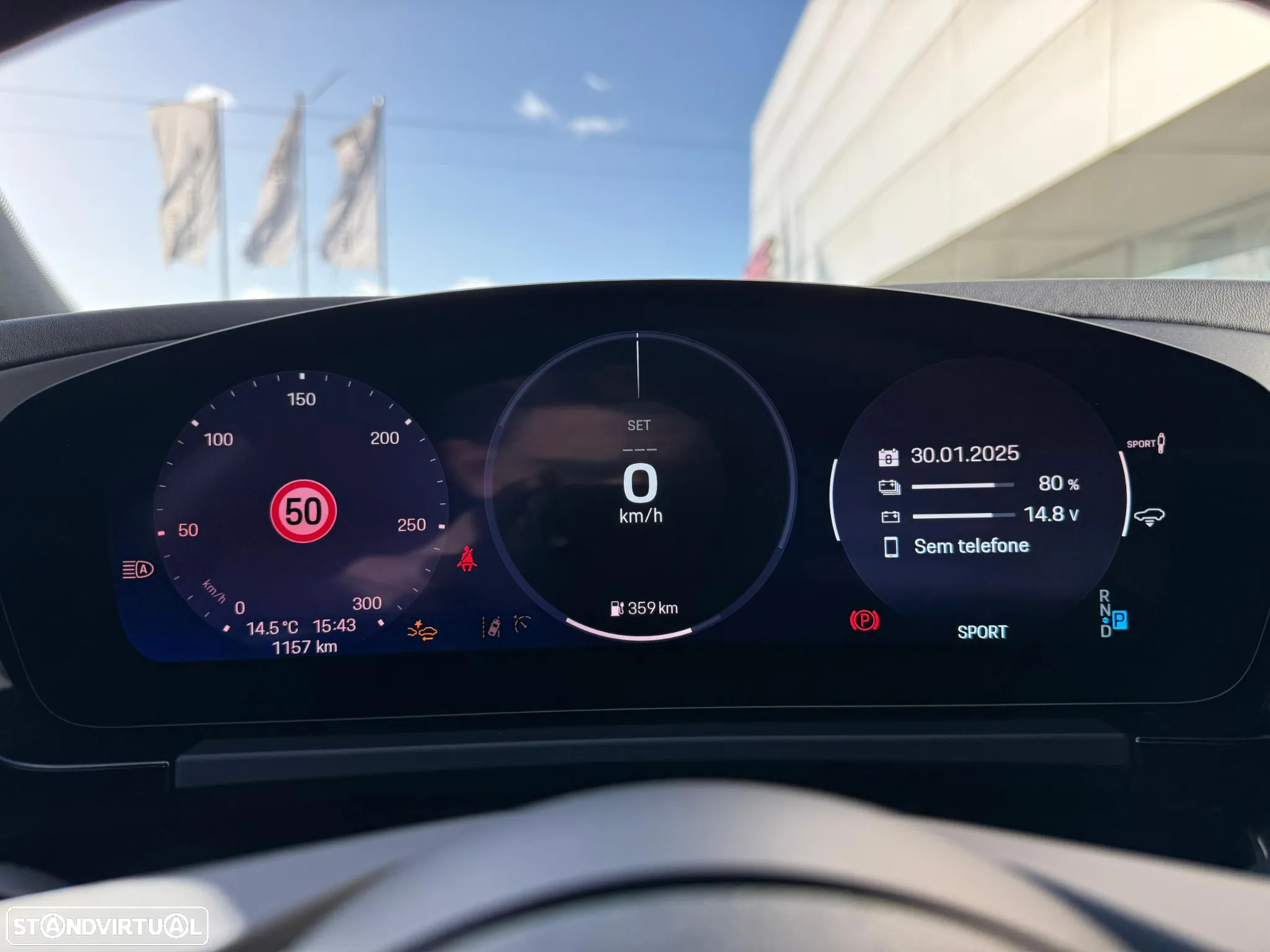 Porsche Macan Electric 4 - 9