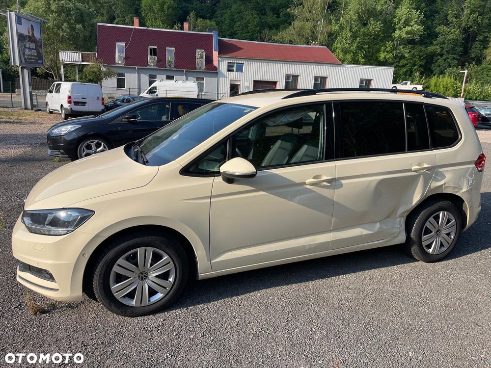 Volkswagen Touran 2.0 TDI BMT Comfortline DSG - 8