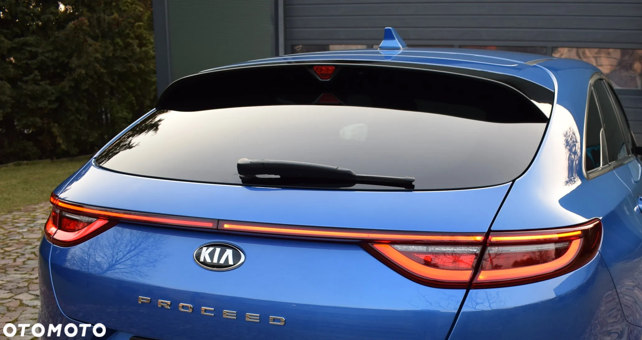 Kia ProCeed - 12