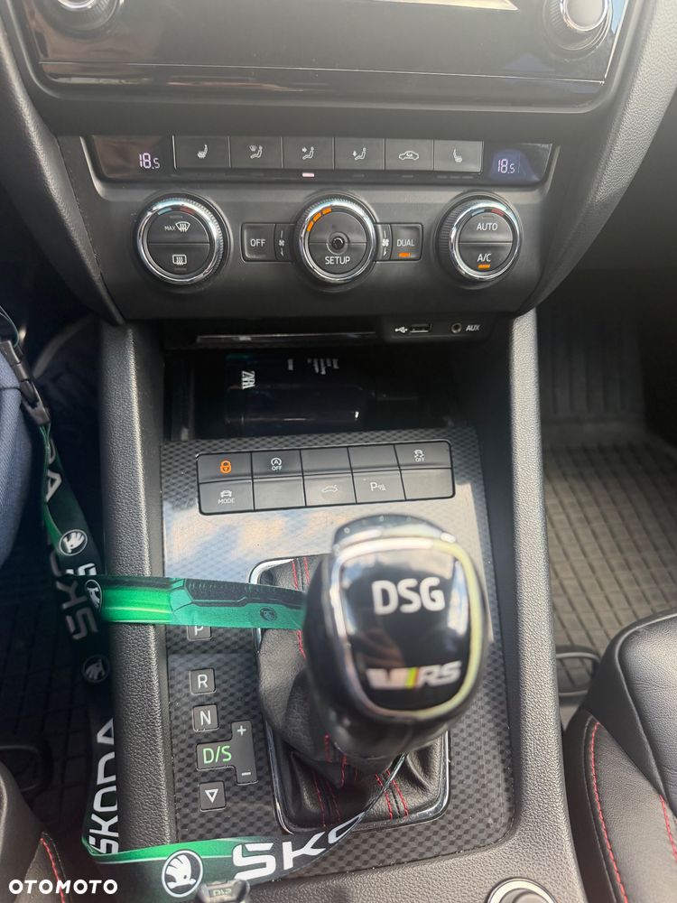 Skoda Octavia 2.0 TDI RS DSG - 8