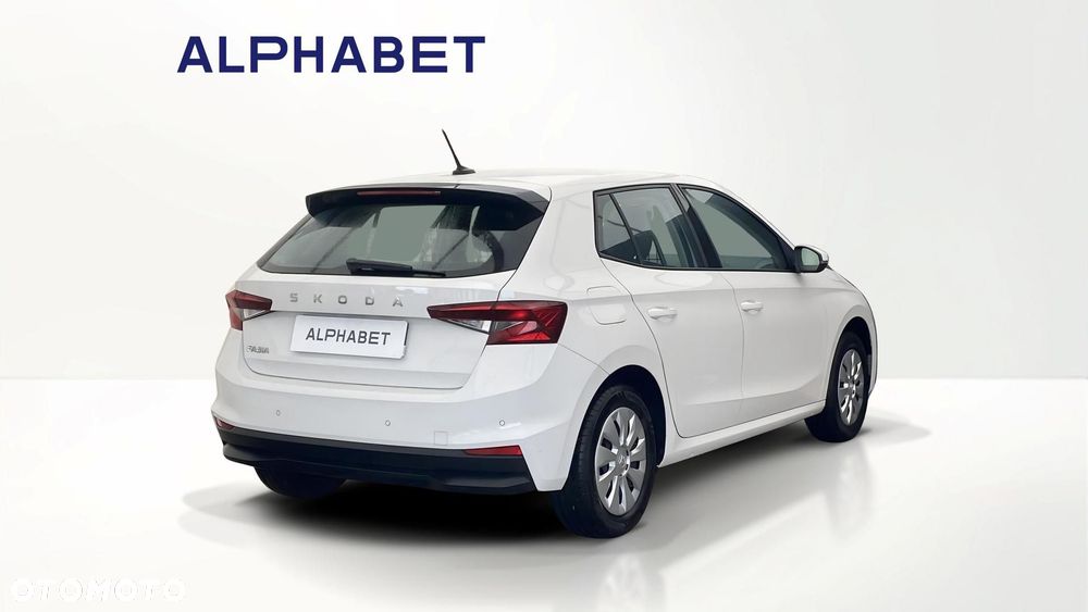 Skoda Fabia 1.0 Essence - 5