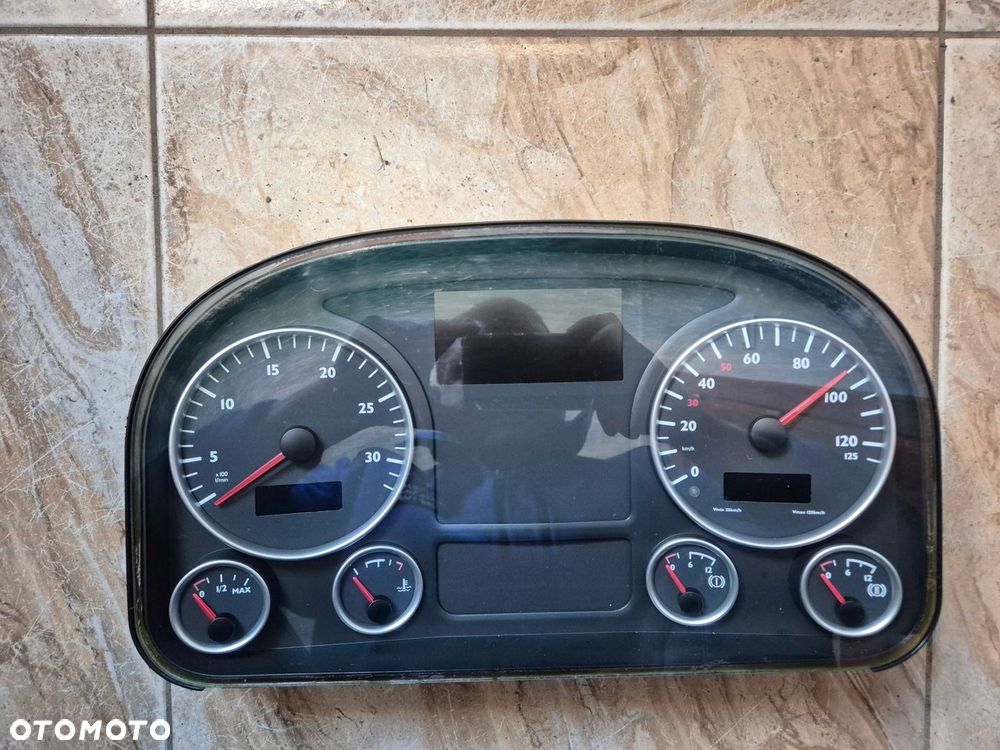 LICZNIK ZEGARY TABLICA MAN TGX TGS EURO 5 81272026235 - 1