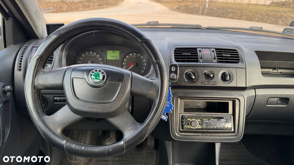 Skoda Fabia - 12