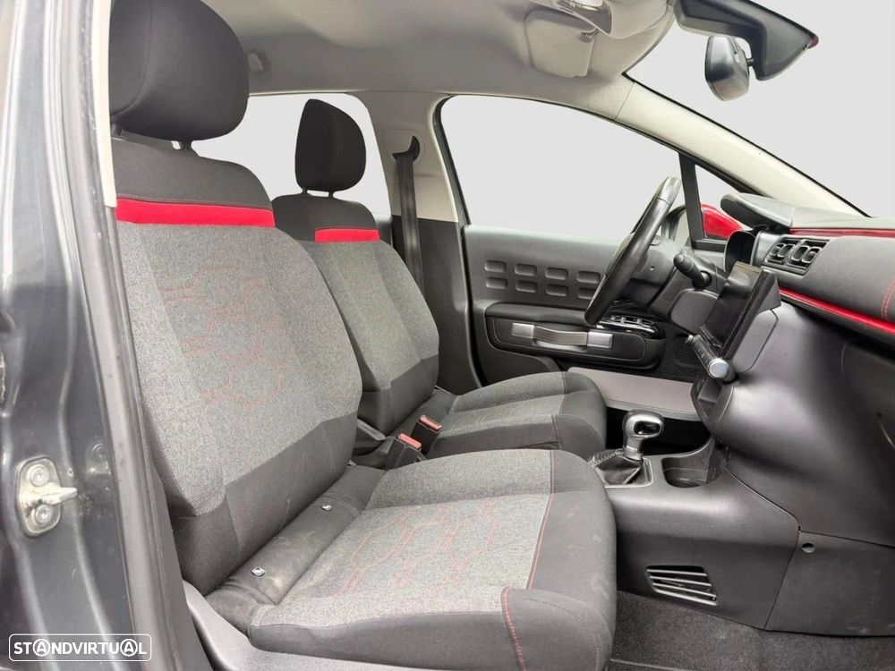 Citroën C3 1.2 PureTech Shine EAT6 - 15