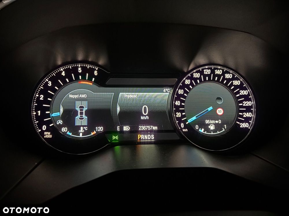 Ford S-Max 2.0 TDCi 4WD Titanium PowerShift - 25