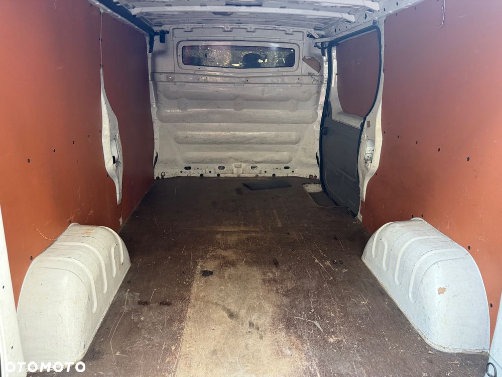 Renault Trafic - 11