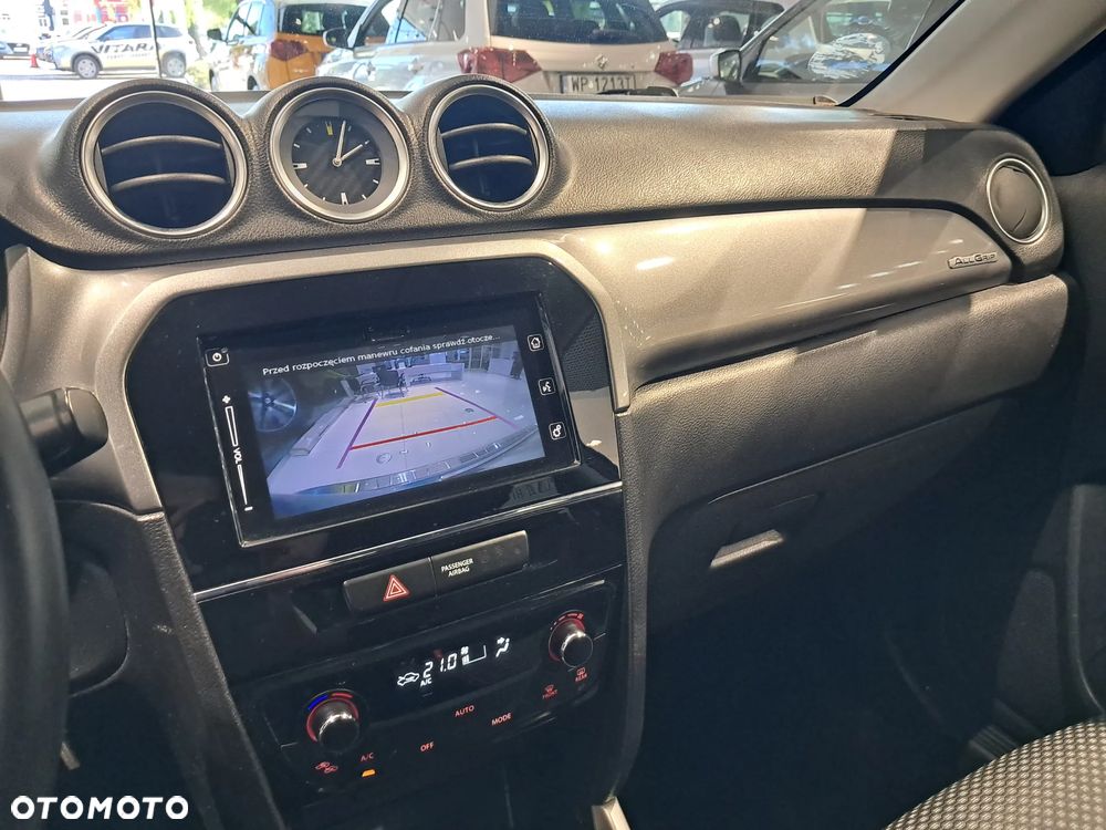 Suzuki Vitara 1.6 Premium 4WD - 13
