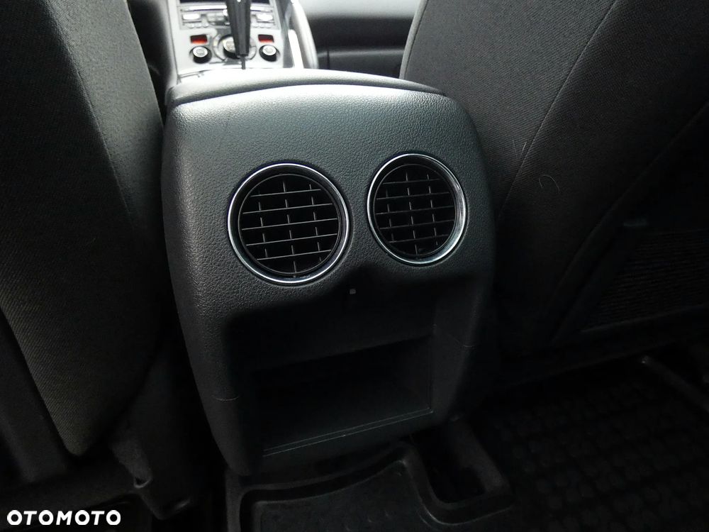 Peugeot 3008 1.6 Premium - 28