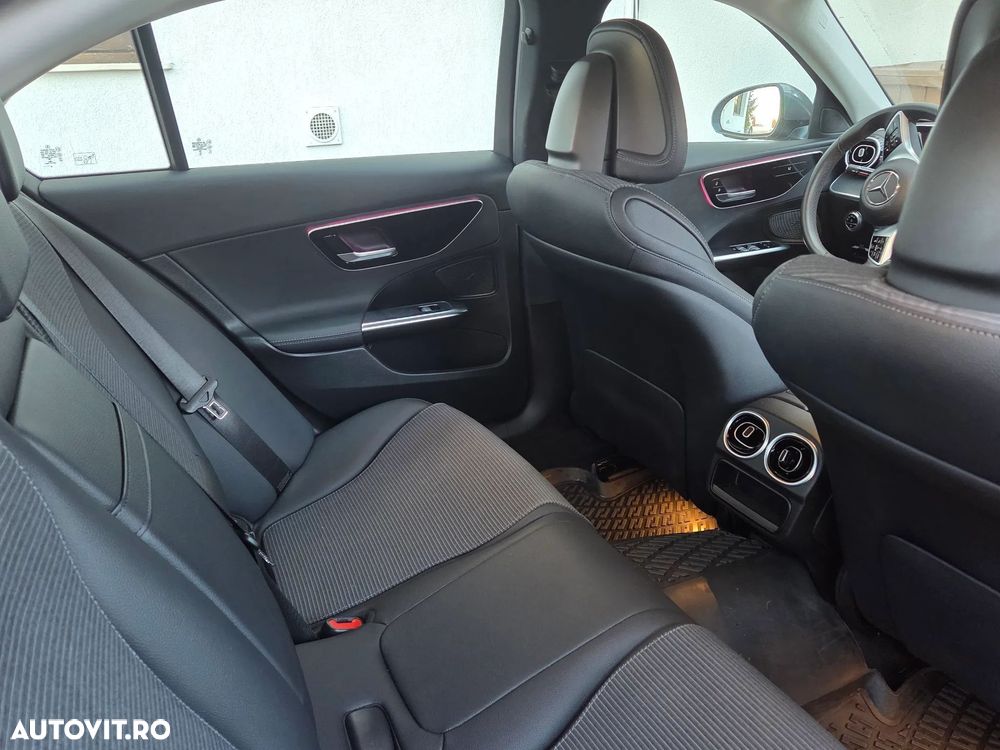 Mercedes-Benz C 300 MHEV 4MATIC - 9