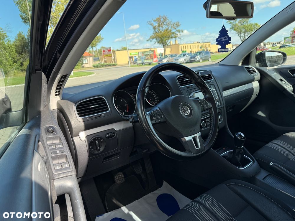 Volkswagen Golf 1.6 TDI DPF BlueMotion Technology MATCH - 20