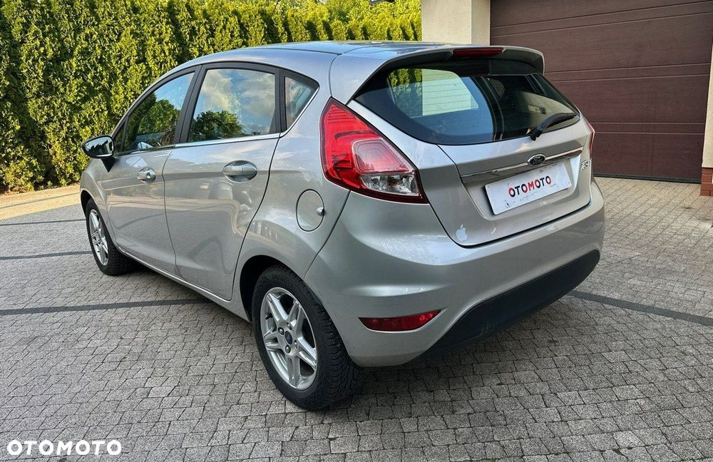 Ford Fiesta - 4