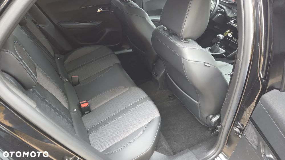 Peugeot 2008 - 11
