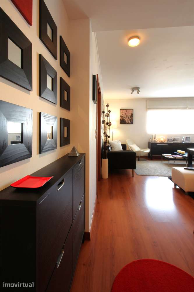 Magnífico Apartamento T1 na Colina de São Gonçalo! - Grande imagem: 2/28