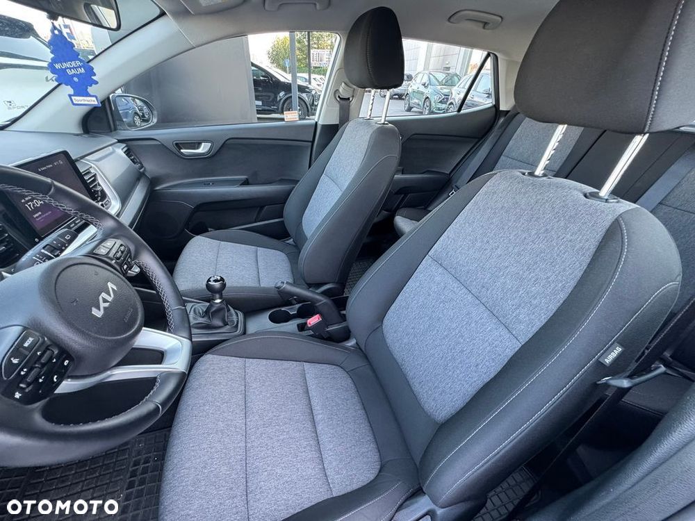 Kia Stonic 1.2 M - 11
