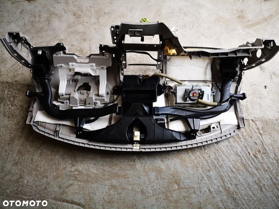 DESKA ROZDZIELCZA konsola kokpit pulpit poduszki airbag pasy KOMPLET ORYGINALNY NISSAN LEAF 2012 Gdynia - 14