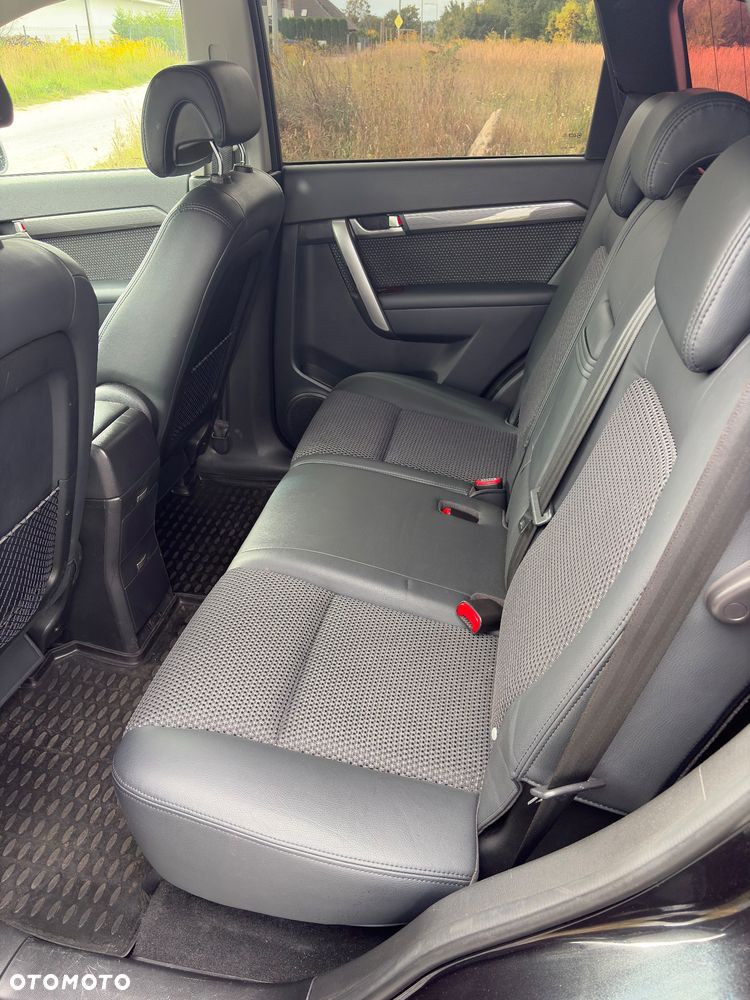 Chevrolet Captiva 2.4 2WD 7 Sitzer LS - 19