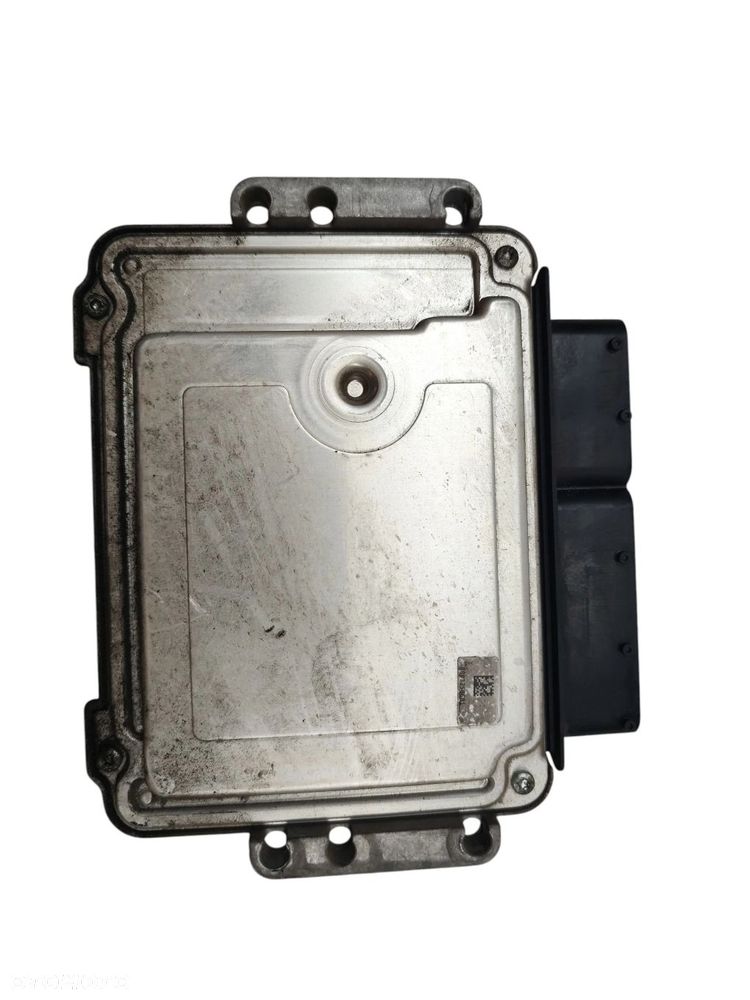KOMPUTER STEROWNIK SILNIKA HYUNDAI I30 I (2007-2010) 1.6 CRDI 90KM 39105-2A767 0281016011 - 3