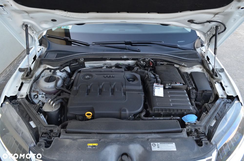 Skoda Superb 2.0 TDI DSG Style - 18