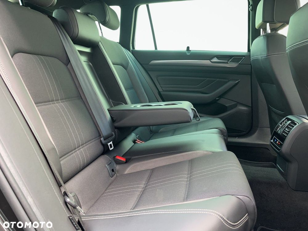 Volkswagen Passat Alltrack - 21
