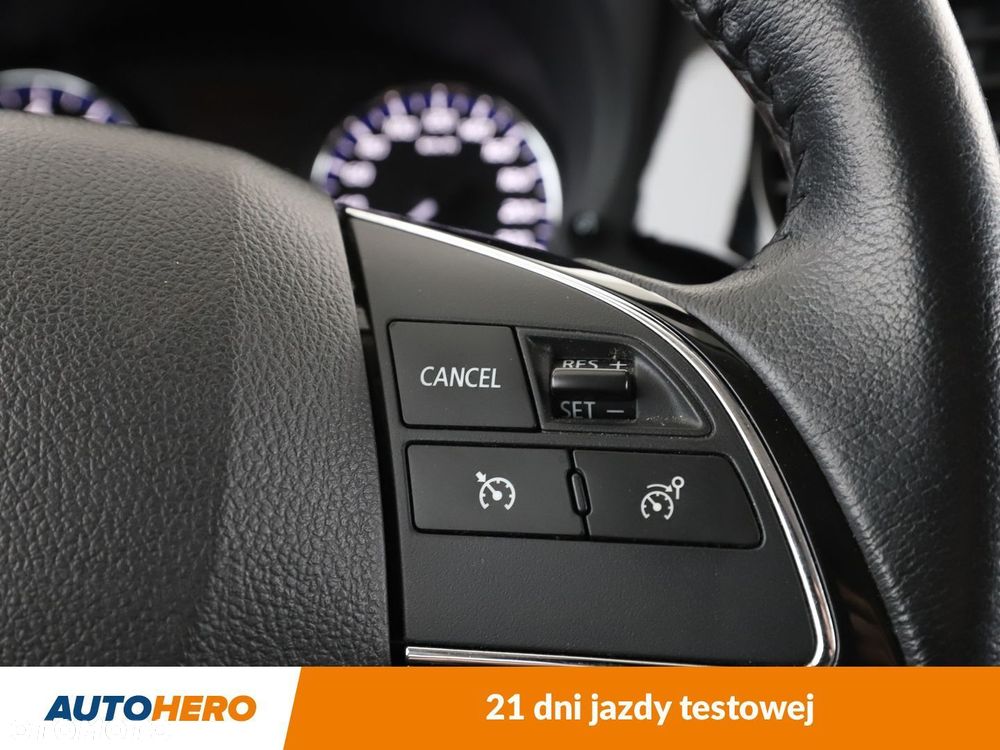 Mitsubishi Outlander - 27