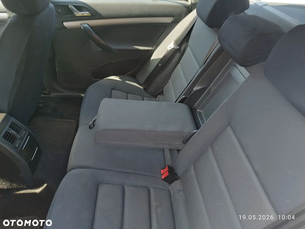 Skoda Octavia 1.6 FSI Classic - 11