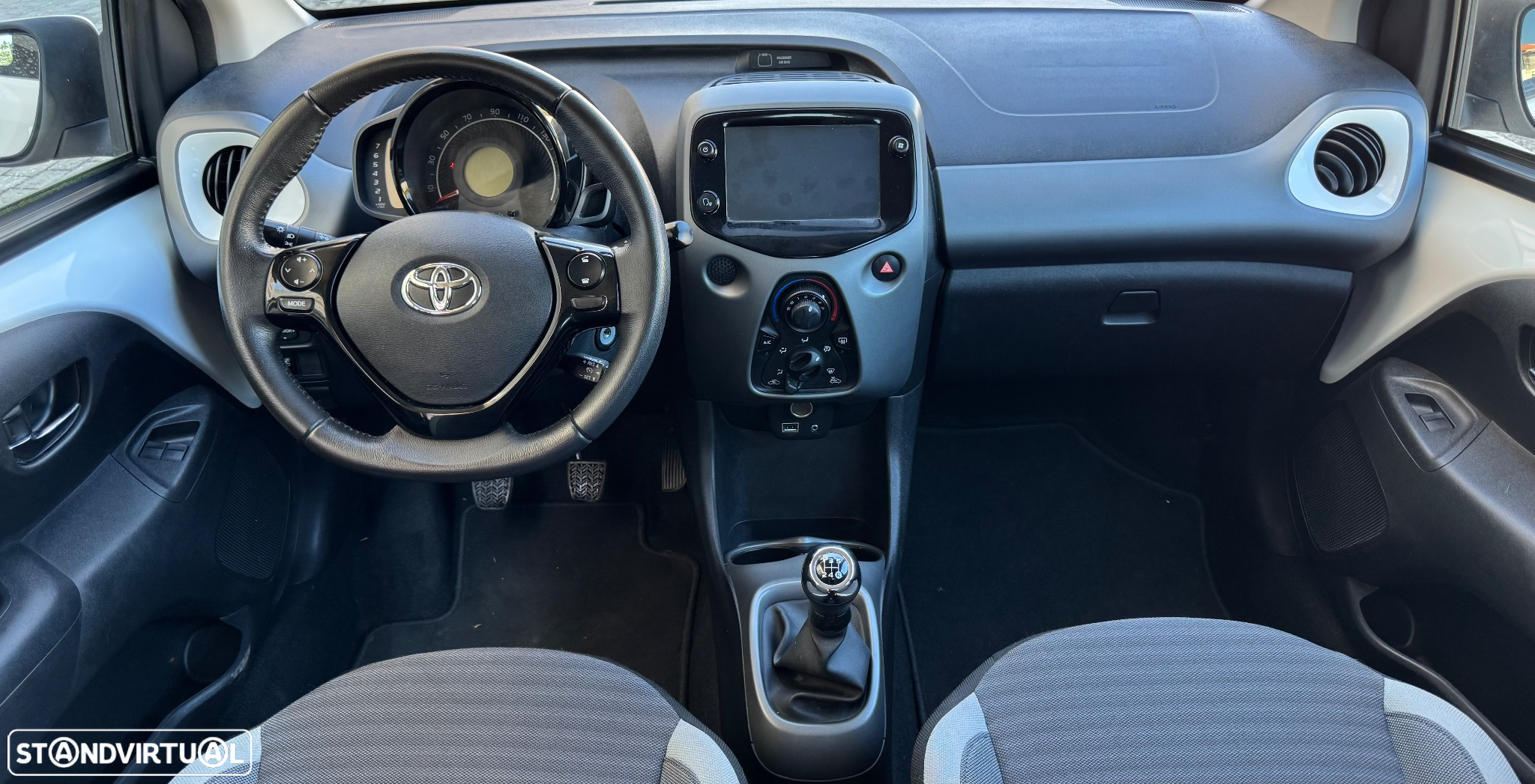 Toyota Aygo 1.0 X-Play+X-Touch - 17