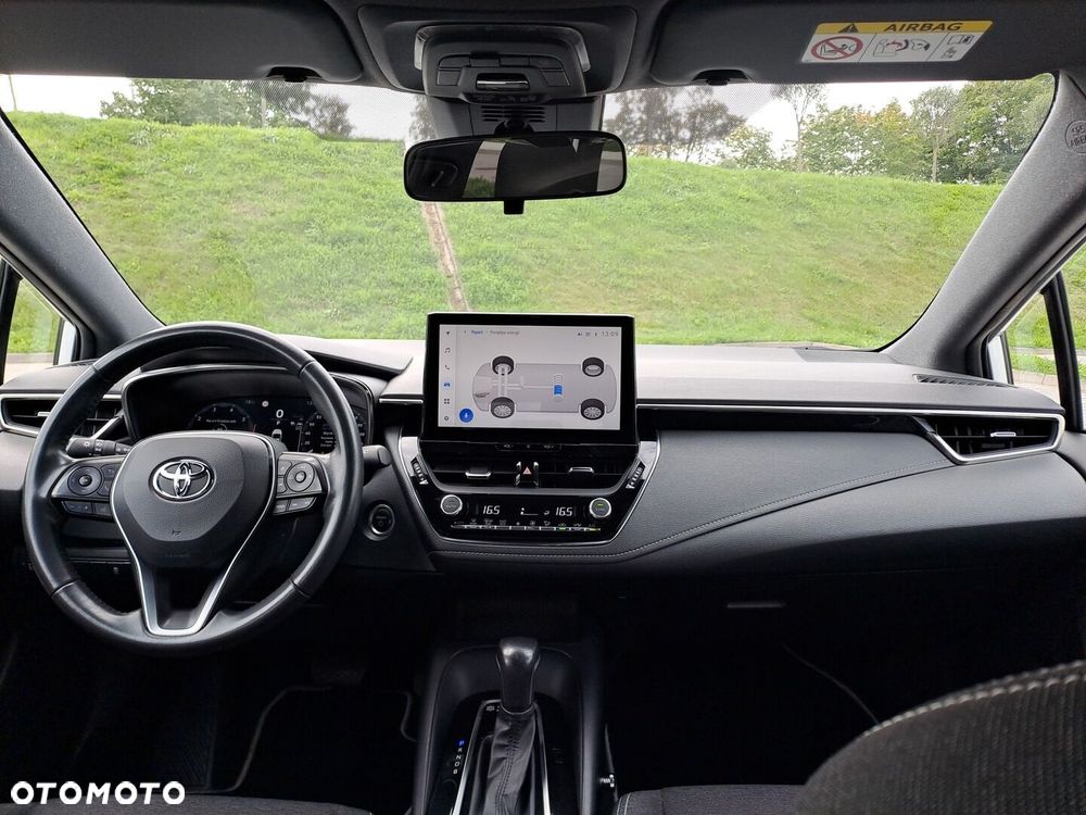 Toyota Corolla 1.8 Hybrid Comfort - 26