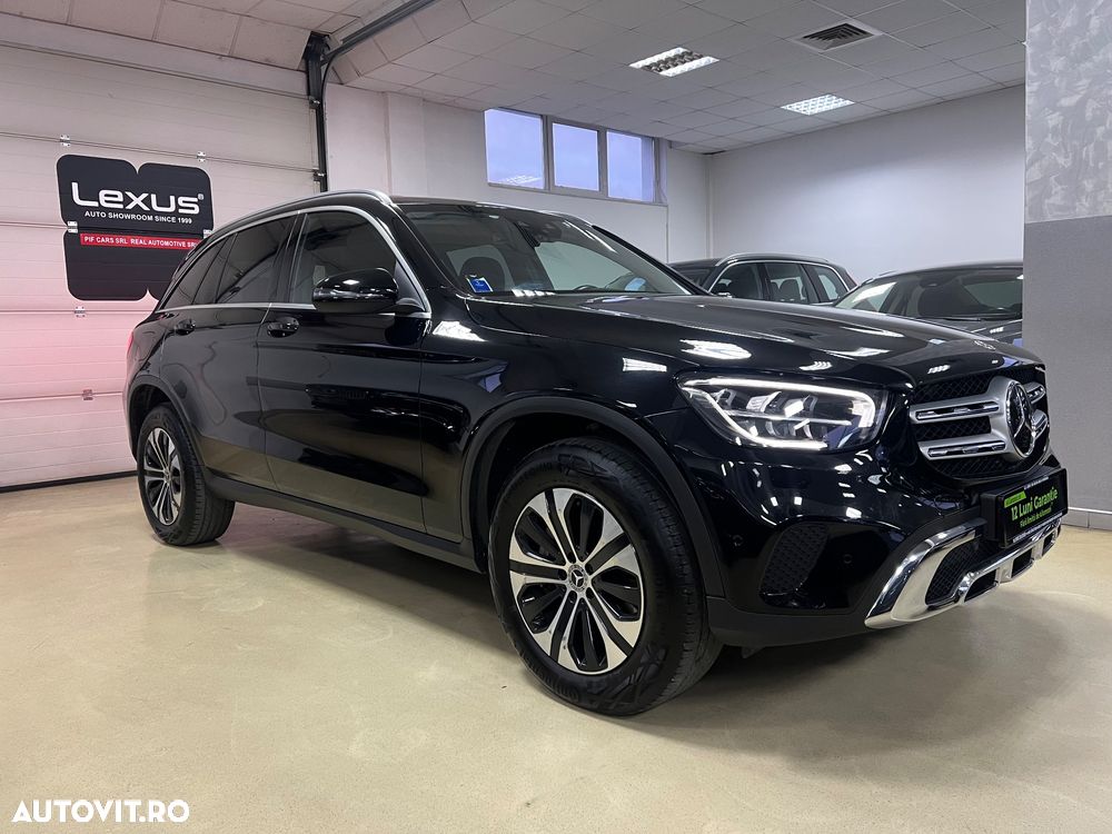 Mercedes-Benz GLC - 3