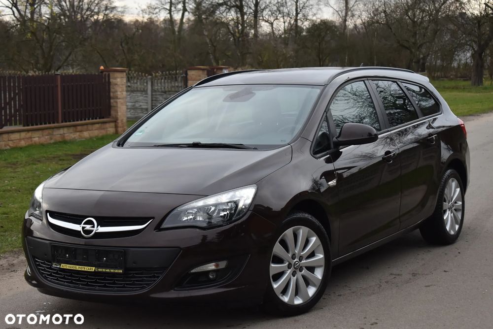 Opel Astra 1.4 Turbo Cosmo - 2