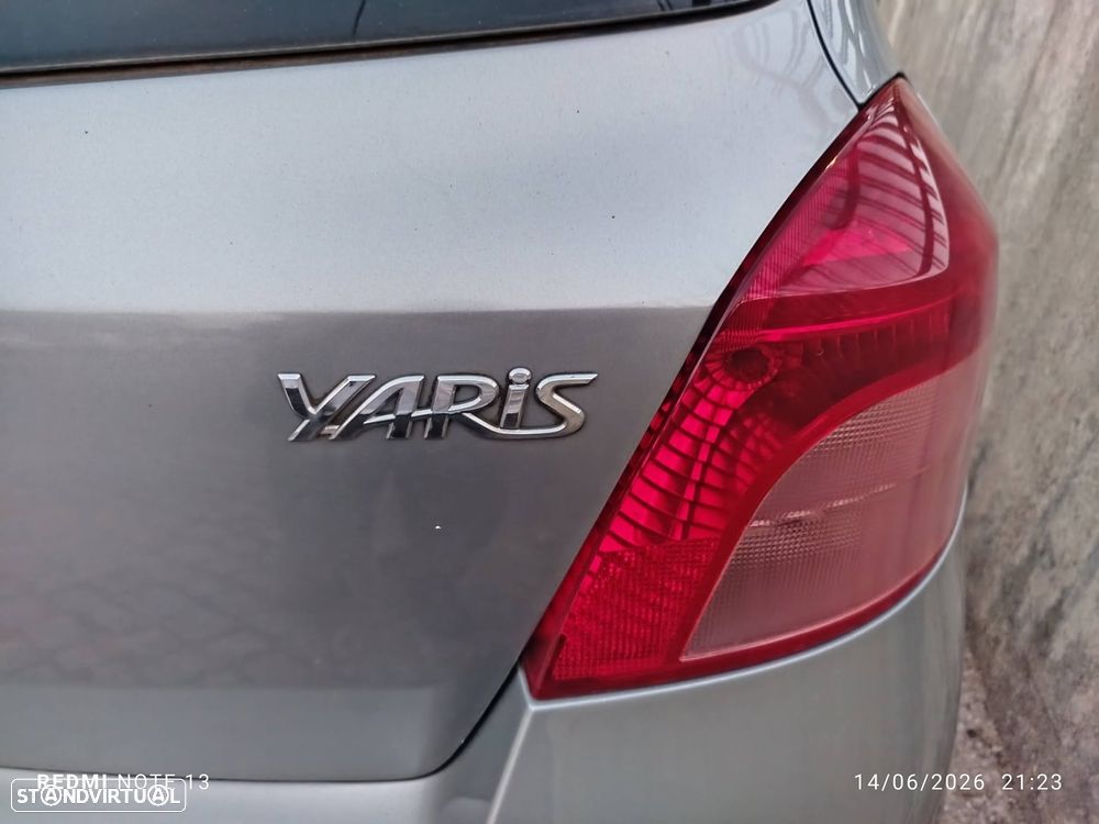 Toyota Yaris 1.0 VVT-i AC Manual - 5
