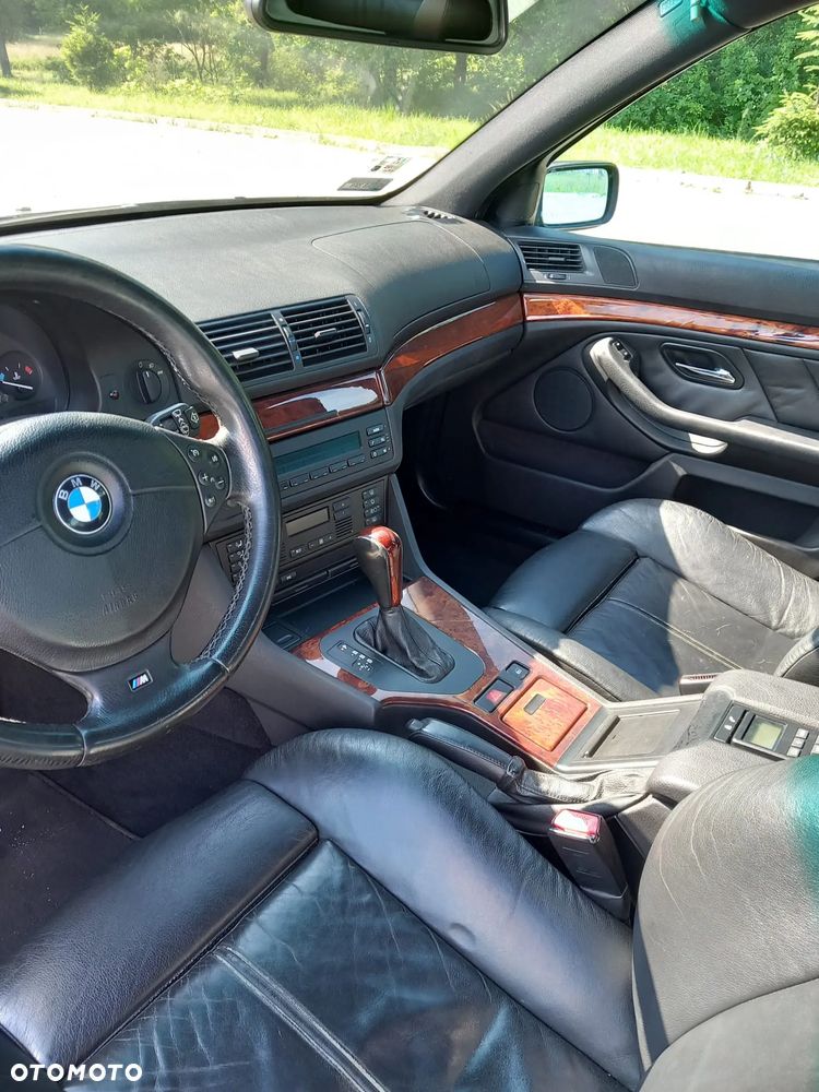 BMW Seria 5 - 28