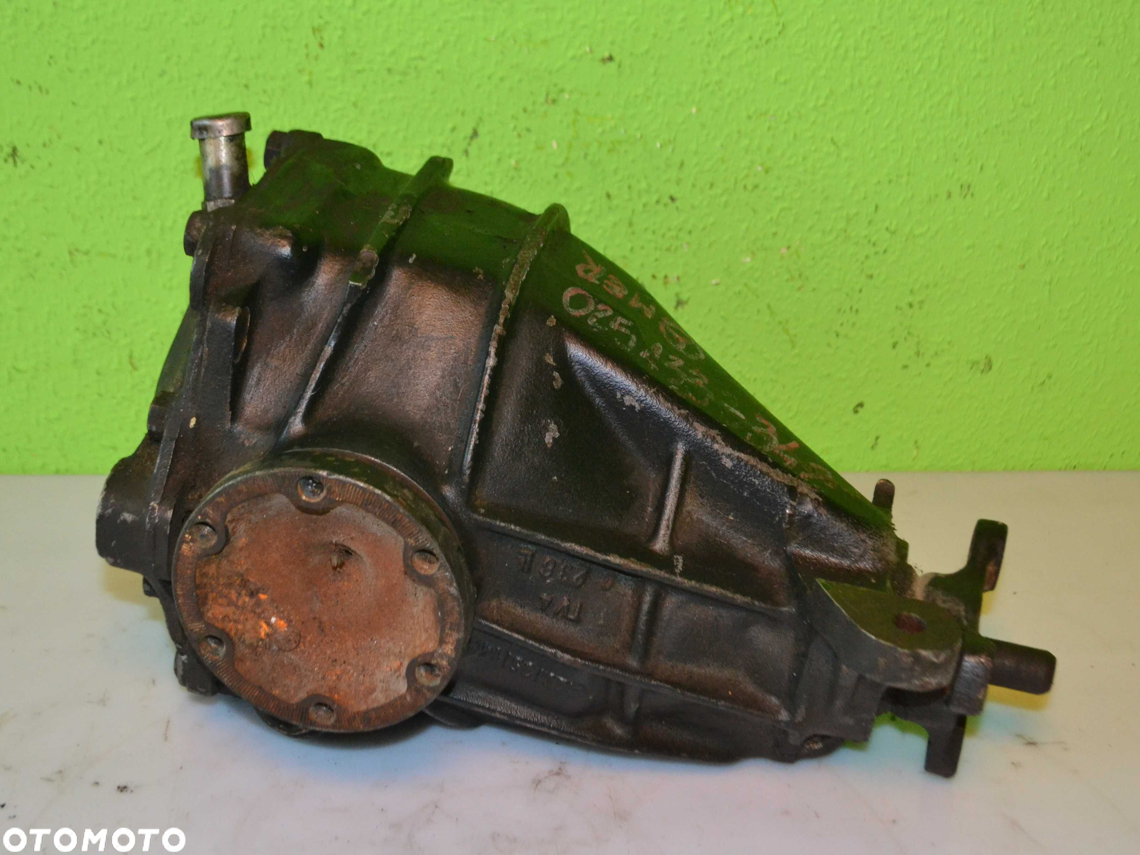 Dyferencjał Dyfer Tył Mercedes W190 W201  3.42 - 2