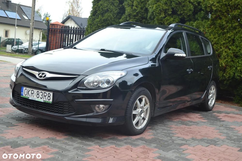 Hyundai i30 i30cw 1.6 CRDi UEFA EURO 2012 Edition - 12