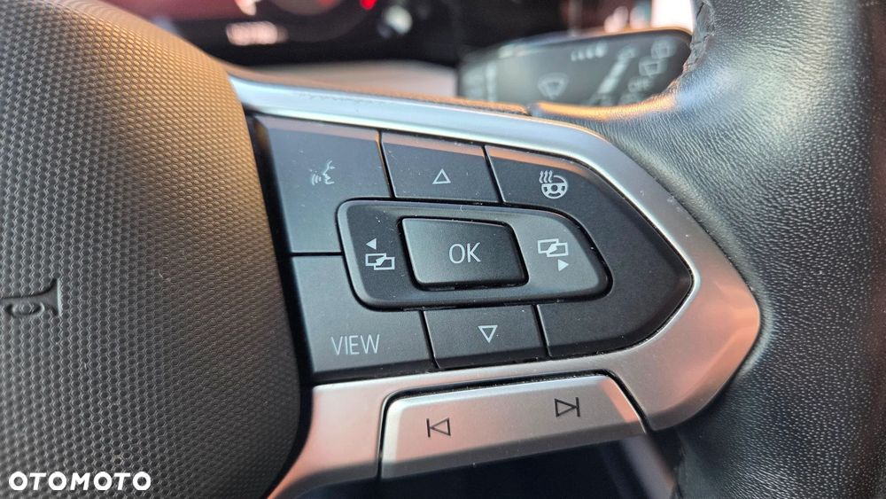 Volkswagen Golf 2.0 TDI Life - 18