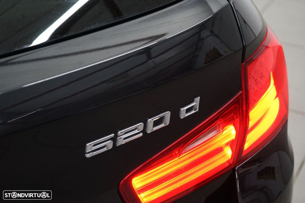 BMW 520 d Line Luxury - 15