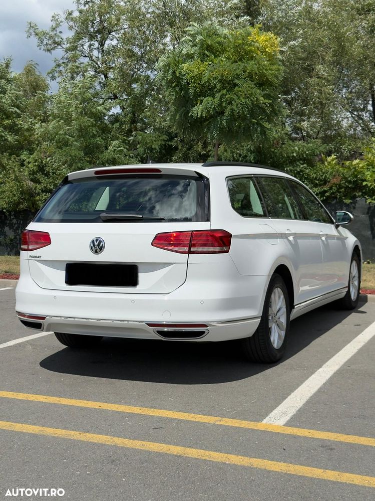 Volkswagen Passat 2.0 TDI SCR DSG Comfortline - 6